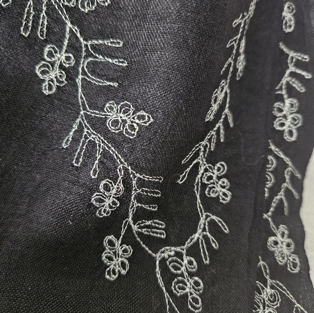 Black Scarf Silver Metallic Embroidery Shawl - Picture 3 of 4